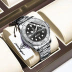 Montre à Quartz pour Homme en Acier Inoxydable – Lumineuse et Étanche à 3 ATM